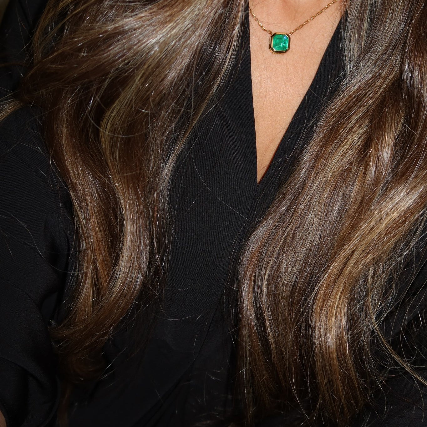 Bezel Emerald Pendant - NOA Jewels - 