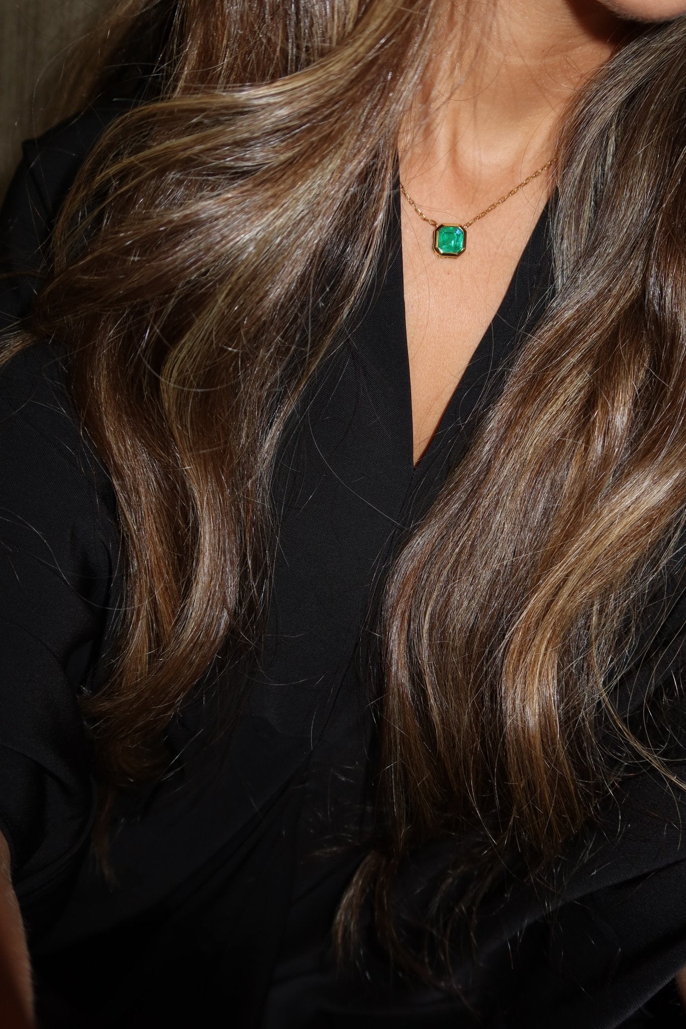 Bezel Emerald Pendant - NOA Jewels - 