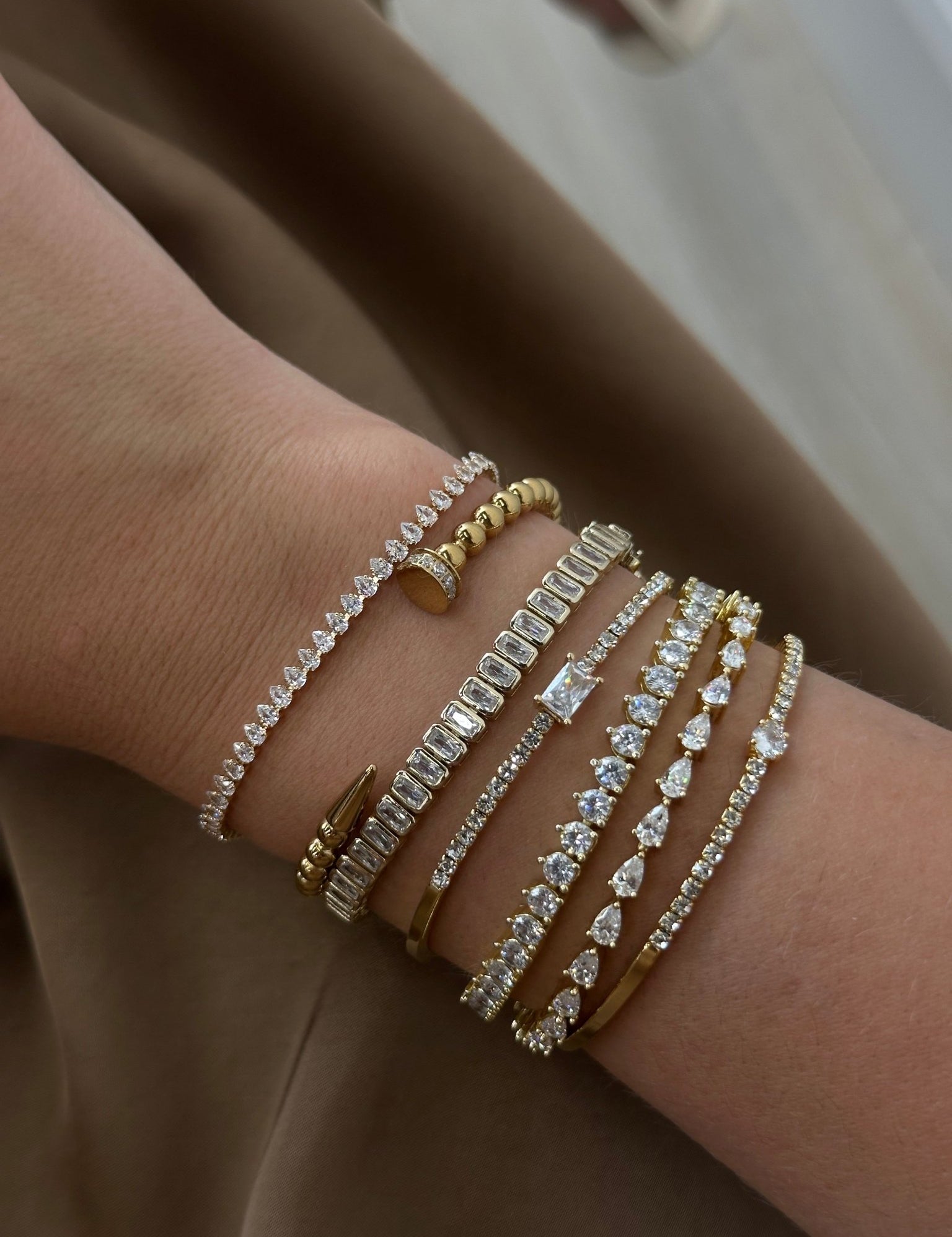Dainty Tear Drop Tennis Bracelet - NOA Jewels - 
