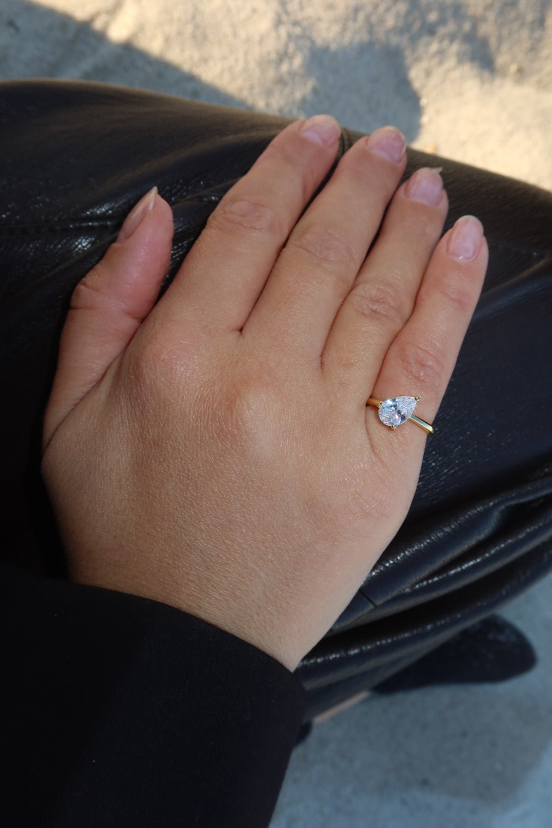 Floating Pear Ring Pinky - NOA Jewels - 