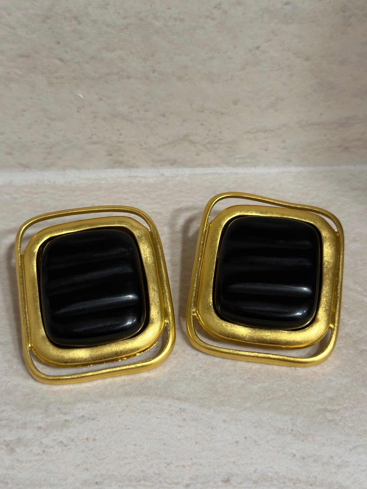 Laurent - Golden Black Resin Earrings - NOA Jewels - 