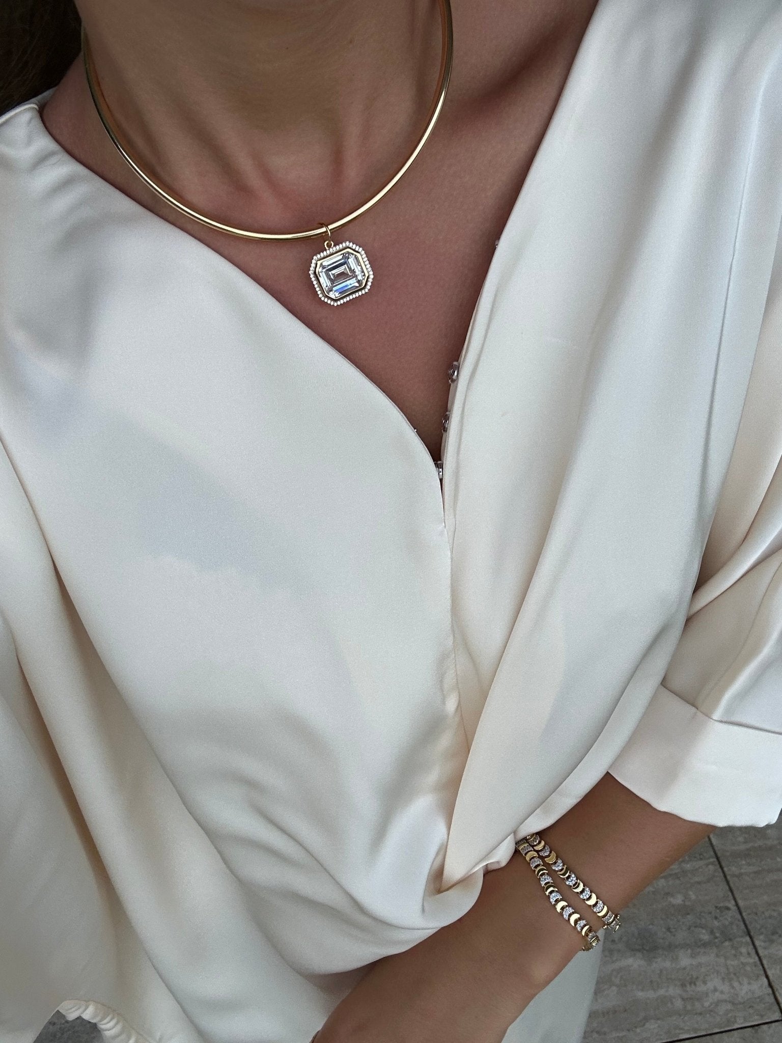 Orée XL Diamond Medallion - NOA Jewels - 