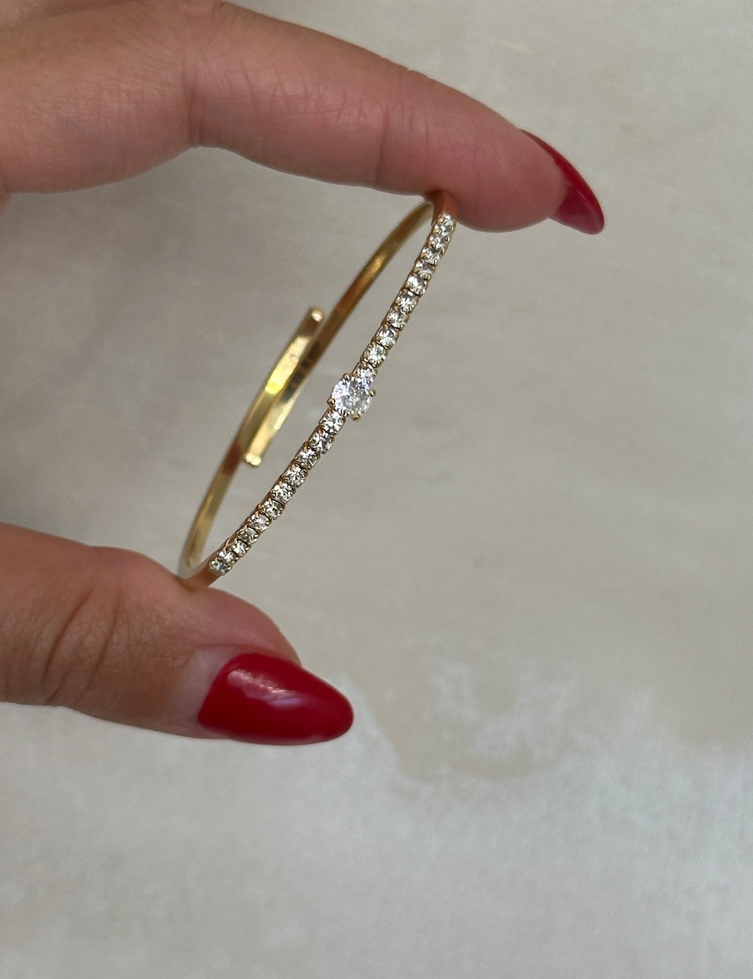 Round Diamond Pave Embrace - NOA Jewels - 