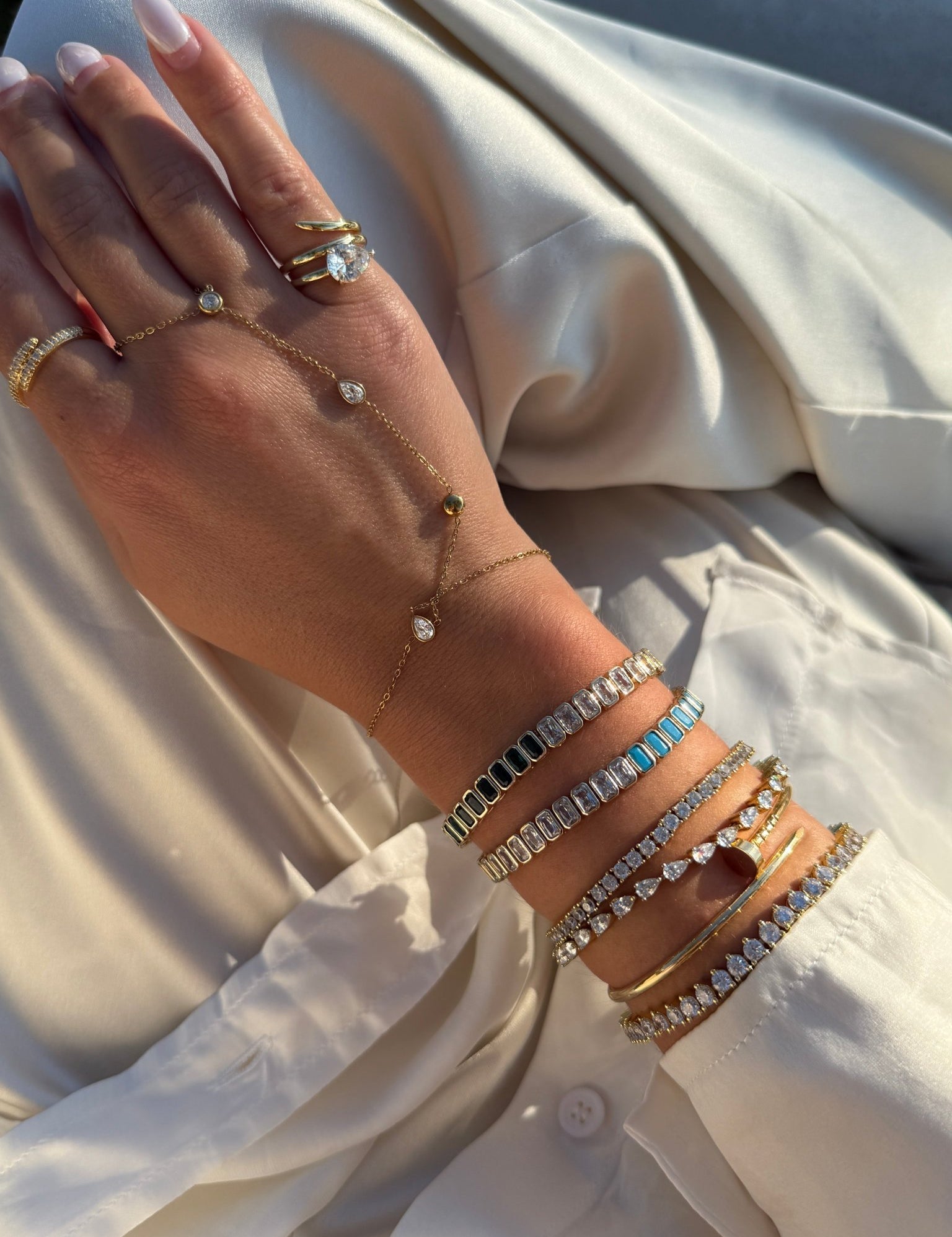 The Duchess Diamond & Emerald Tennis Bracelet - NOA Jewels -