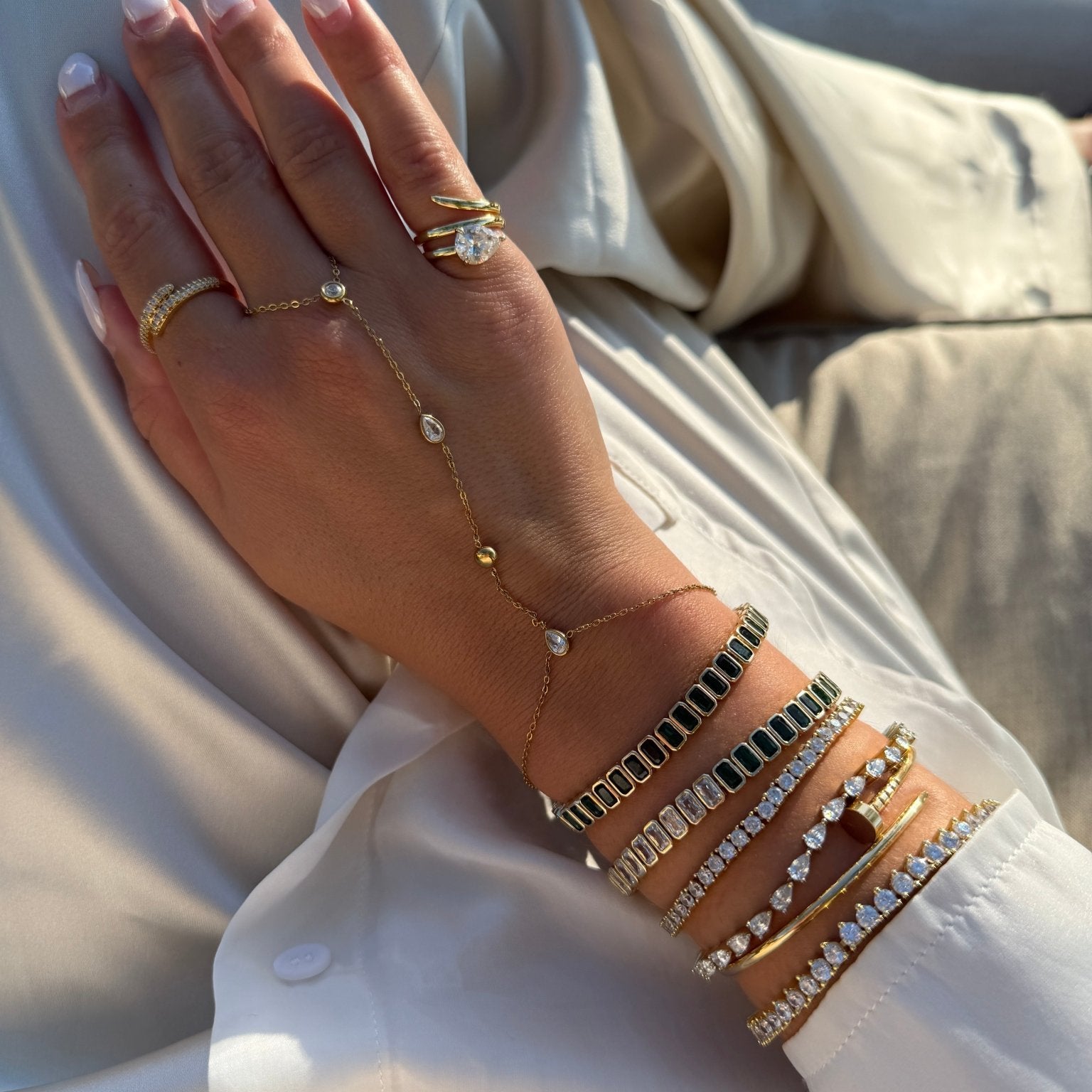 The Duchess Diamond & Emerald Tennis Bracelet - NOA Jewels -