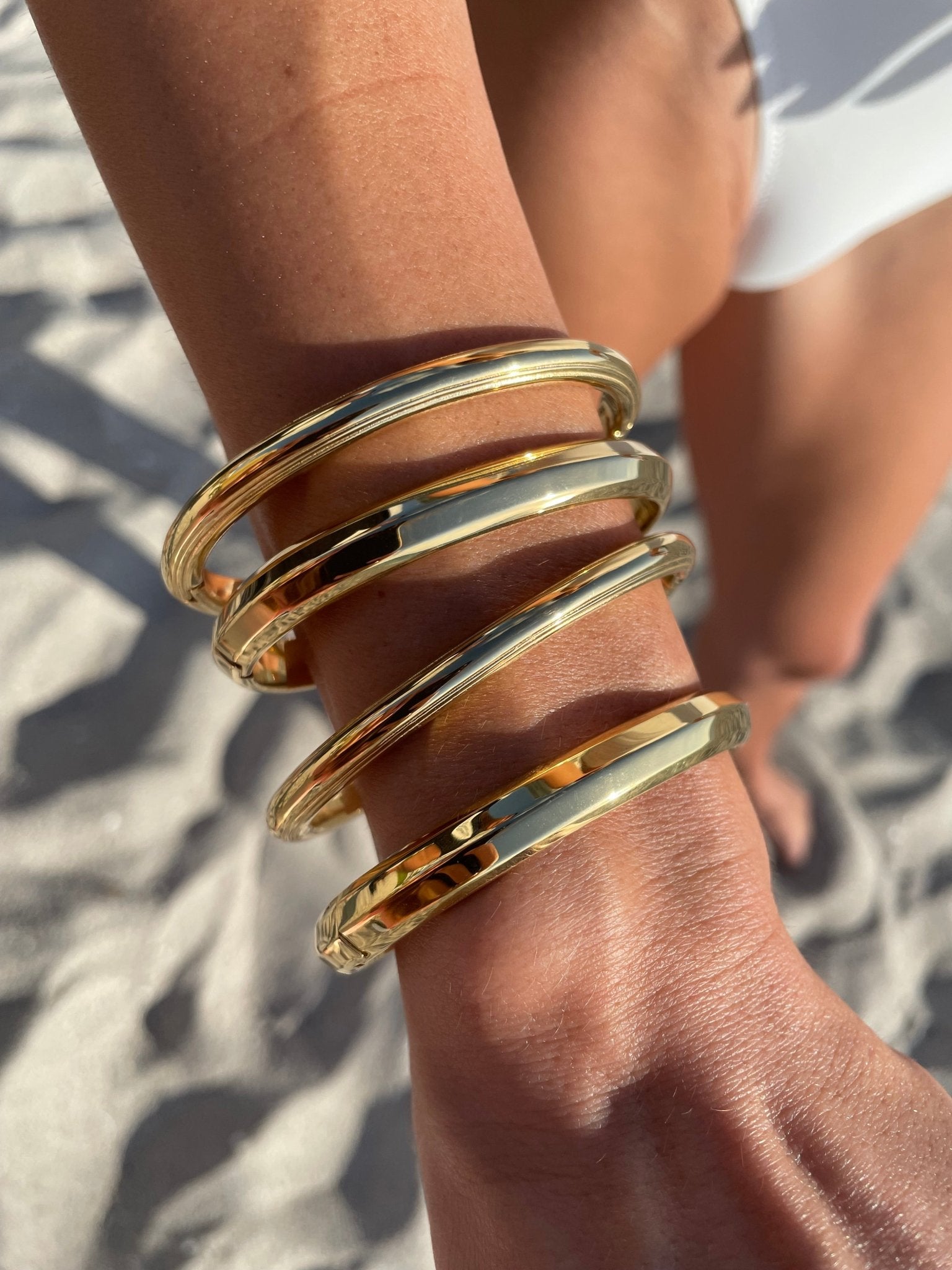 Gold Dome Bangle - NOA - Bracelet