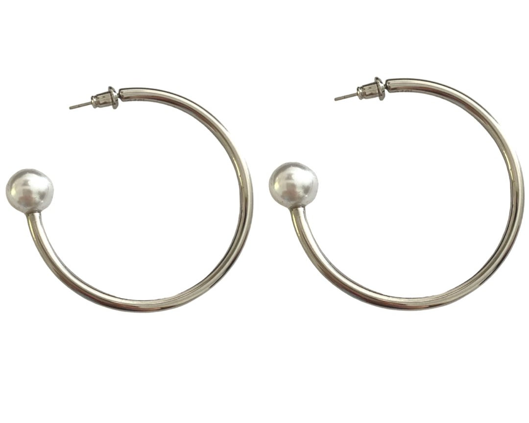 Margot - Pearl Hoops