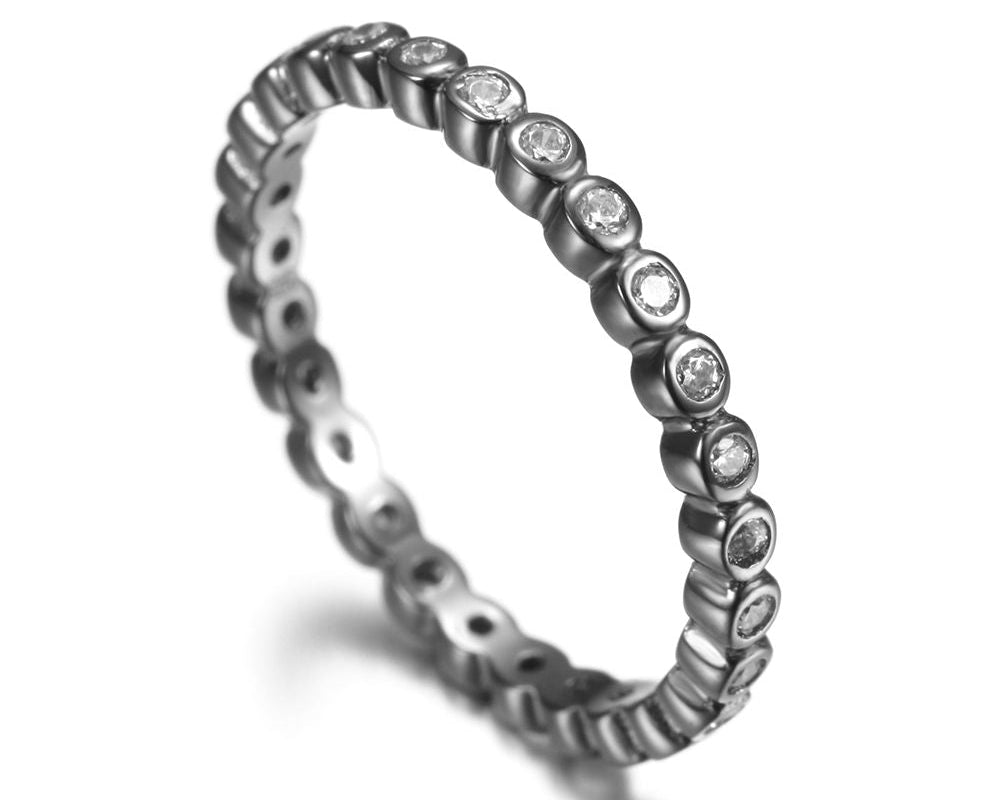 Mini Bezel Ring - NOA - Rings