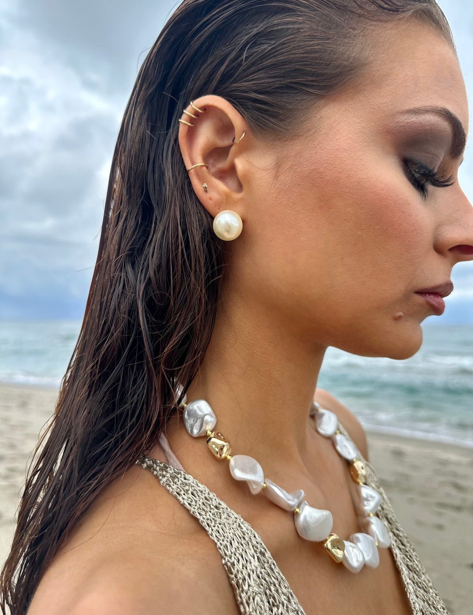 Pearl studs - NOA Jewels -