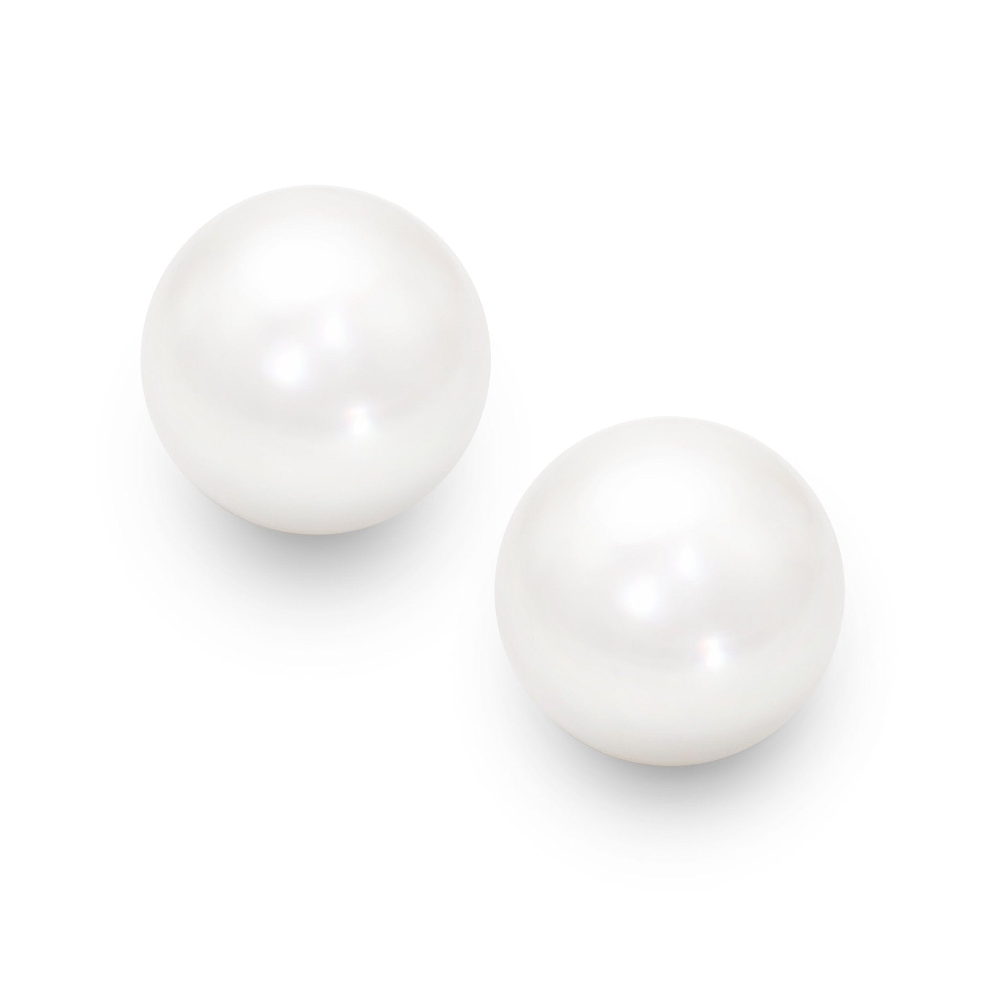 Pearl studs - NOA Jewels -