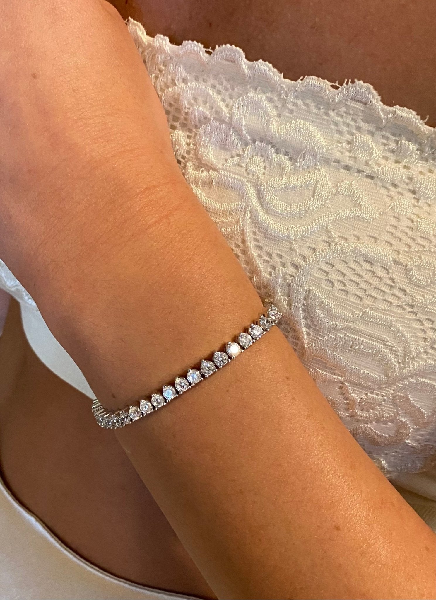 Royal Tennis Bracelet - NOA -