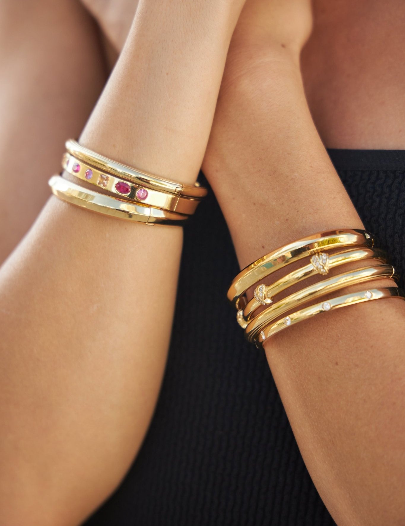 Ruby Rose Bangle - NOA - Bracelet