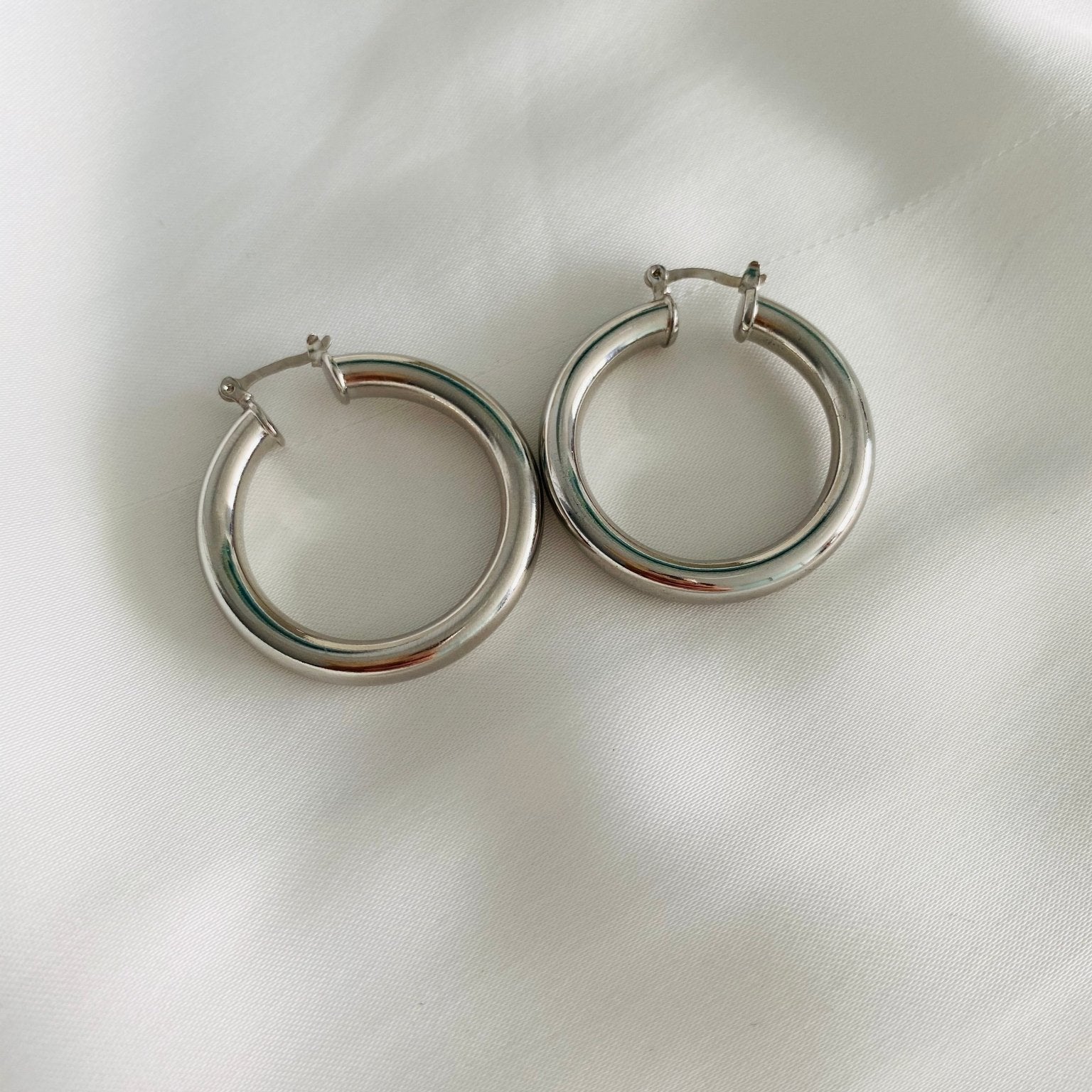 Selena Hoops 1 1/2 " White Gold Hoops - NOA - Earrings
