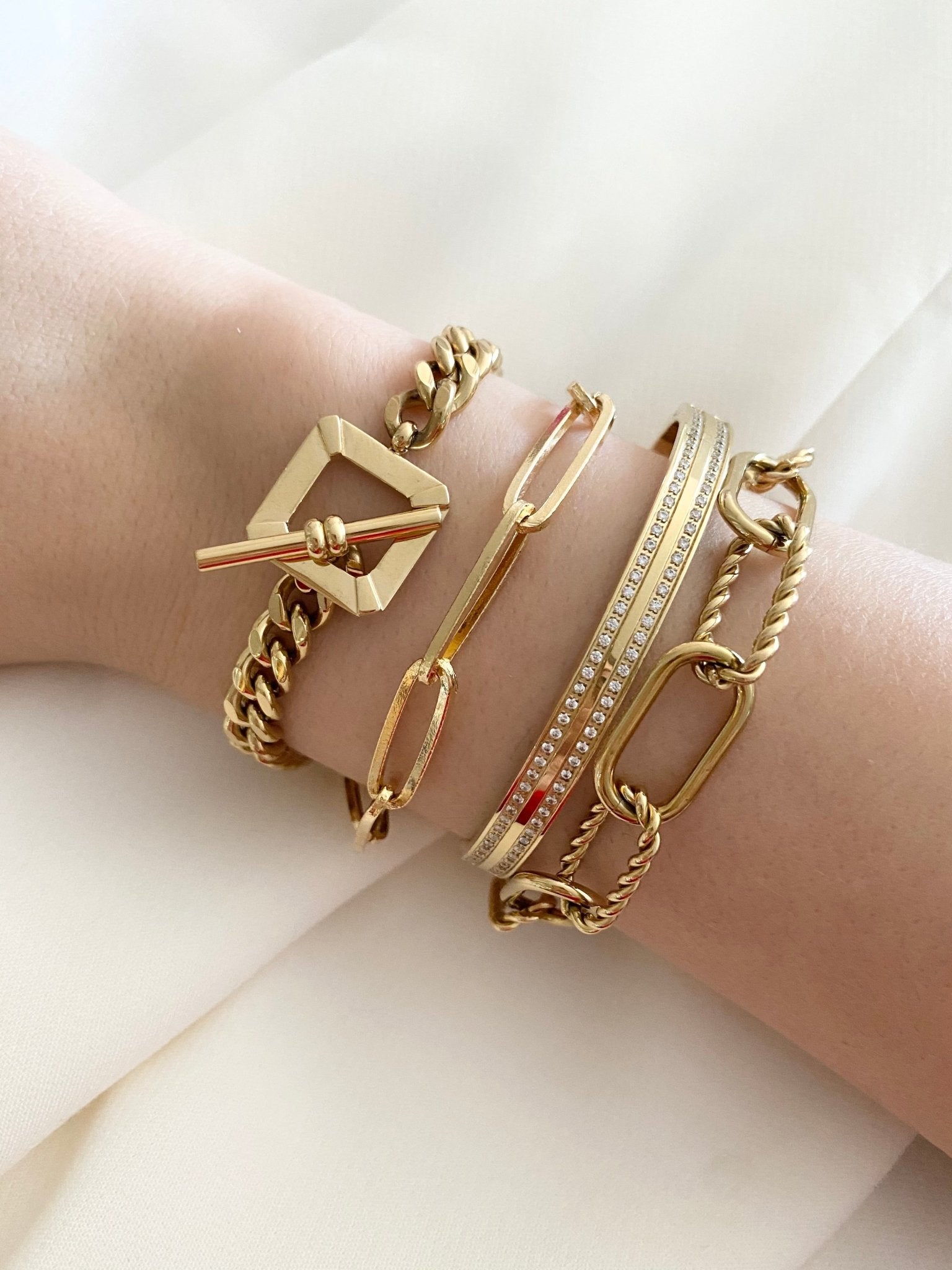 Toggle Bracelet - NOA -
