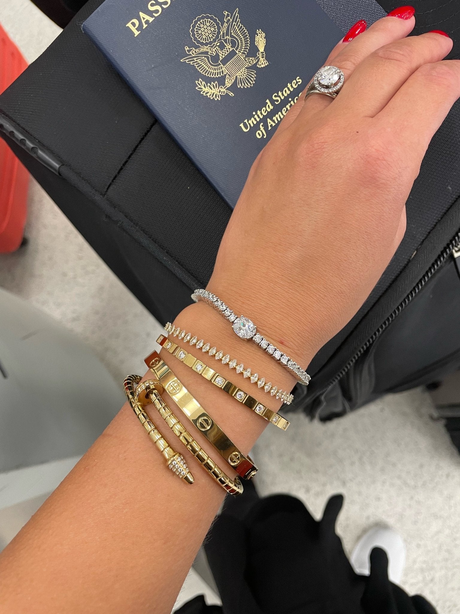 Un Clou a La Noa Bangle - NOA Jewels - Bracelet
